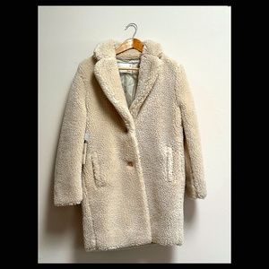 [BRAND NEW WITH TAG] Aritzia wilfred free the teddy cocoon coat